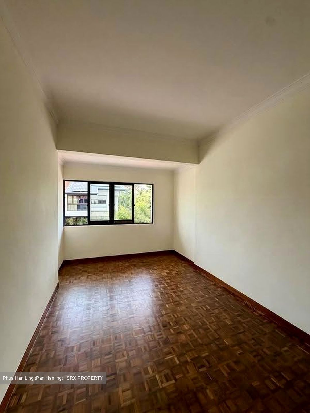Golden Hill Estate (D19), Terrace #614093701